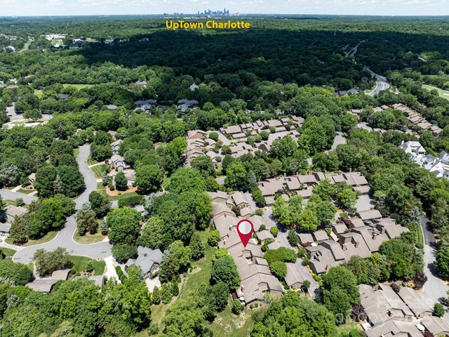 5134 Dunes Court, Charlotte, NC 28226