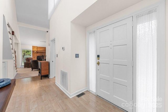 5134 Dunes Court, Charlotte, NC 28226