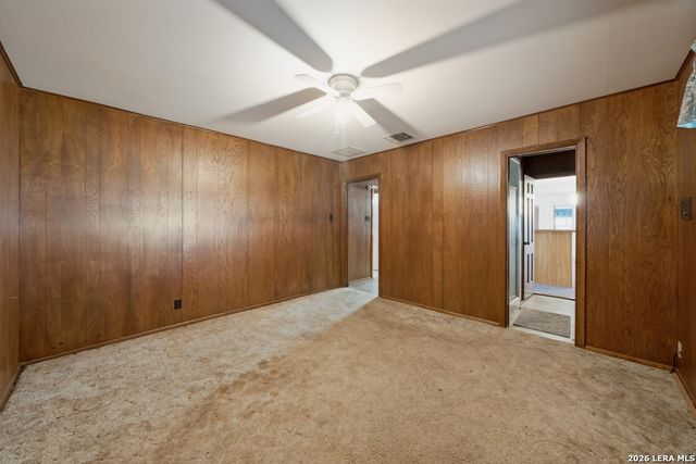 4875 MOUNT OLIVE RD, Adkins, TX 78101
