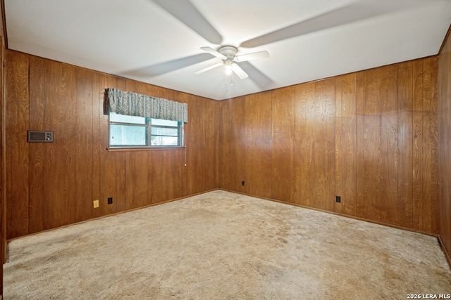 4875 MOUNT OLIVE RD, Adkins, TX 78101