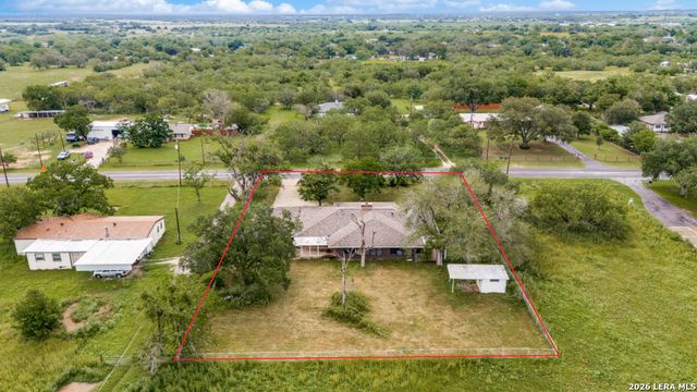 4875 MOUNT OLIVE RD, Adkins, TX 78101