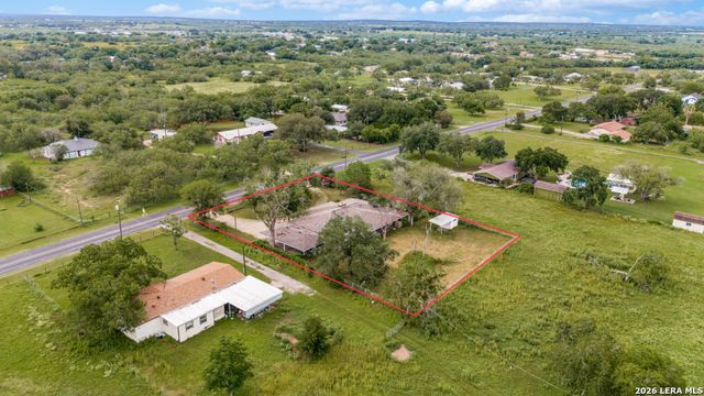 4875 MOUNT OLIVE RD, Adkins, TX 78101