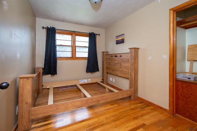 2125 ARROYO DR, Rapid City, SD 57702