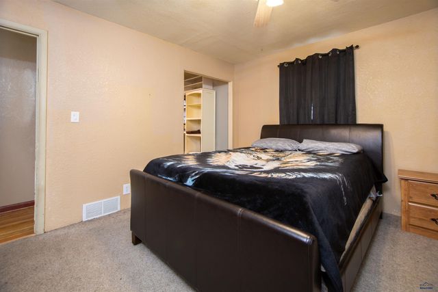 2125 ARROYO DR, Rapid City, SD 57702