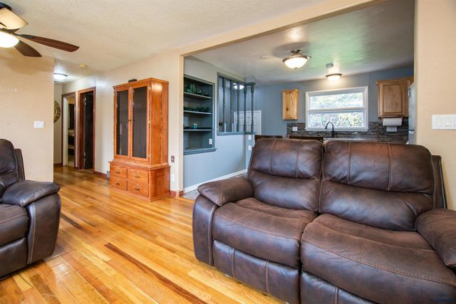 2125 ARROYO DR, Rapid City, SD 57702