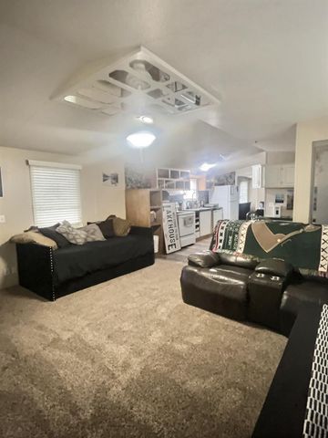214 Ridgeside, Montgomery, TX 77316