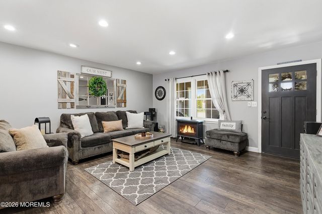 45 Pine Needle Street, Howell, NJ 07731