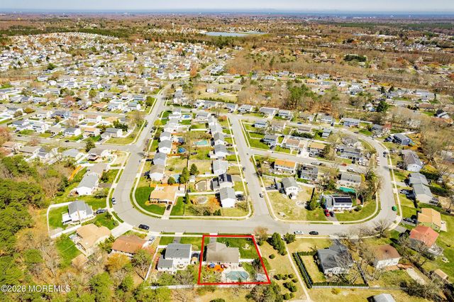 45 Pine Needle Street, Howell, NJ 07731