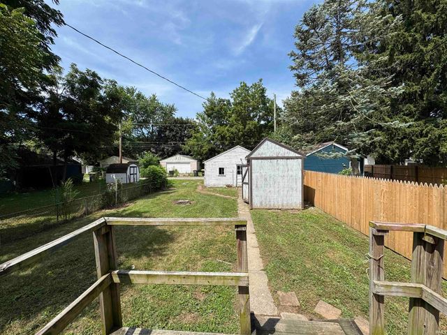 3722 S Harrison Street, Fort Wayne, IN 46807