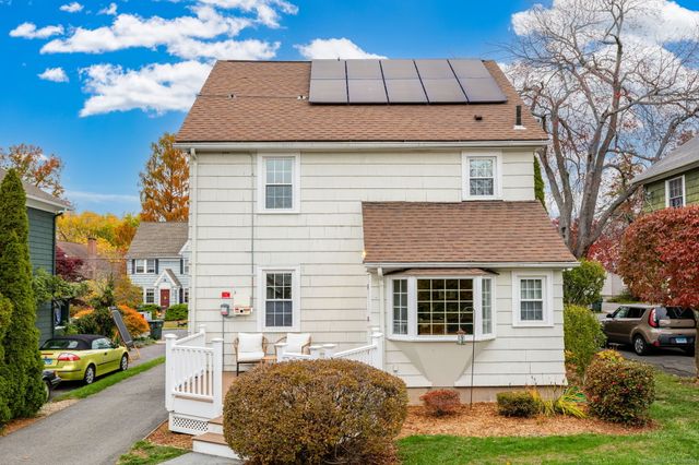 9 Avalon Place, Wethersfield, CT 06109