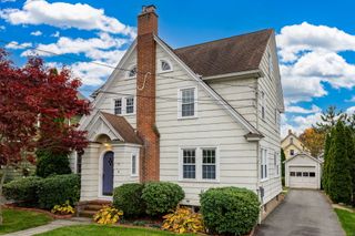 9 Avalon Place, Wethersfield, CT 06109