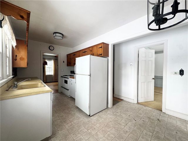 6430 East Lake Road, Owasco, NY 13021