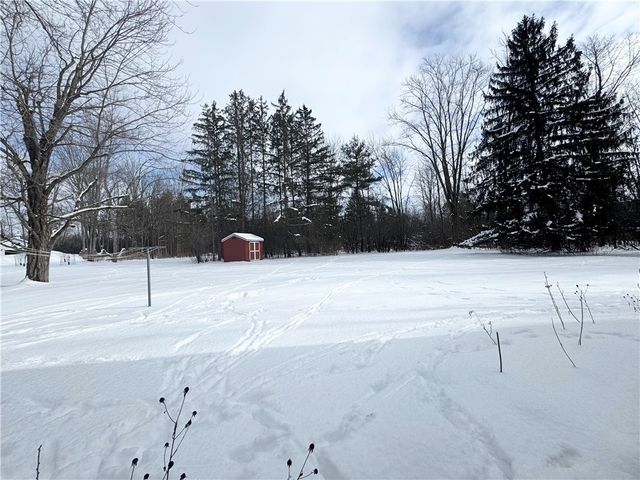 6430 East Lake Road, Owasco, NY 13021