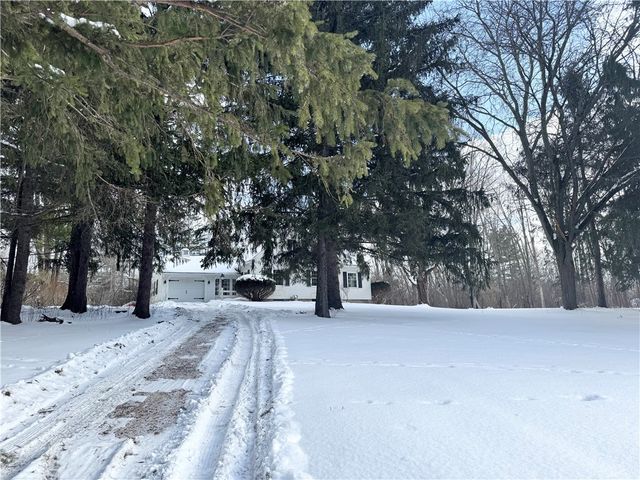 6430 East Lake Road, Owasco, NY 13021