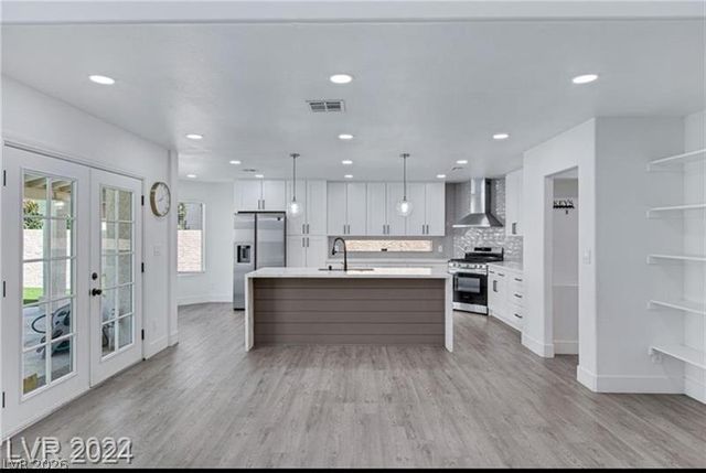 8312 Bermuda Beach Drive, Las Vegas, NV 89128