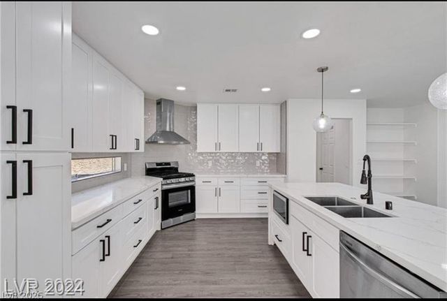 8312 Bermuda Beach Drive, Las Vegas, NV 89128