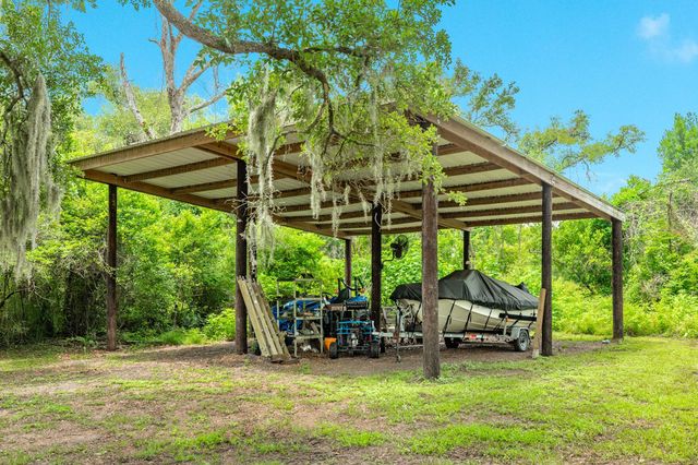 1546 Private Road 648, Cedar Lake, TX 77414