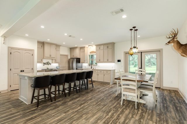 1546 Private Road 648, Cedar Lake, TX 77414