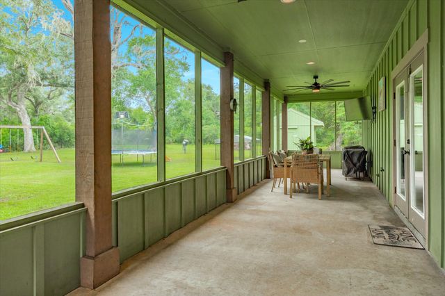 1546 Private Road 648, Cedar Lake, TX 77414