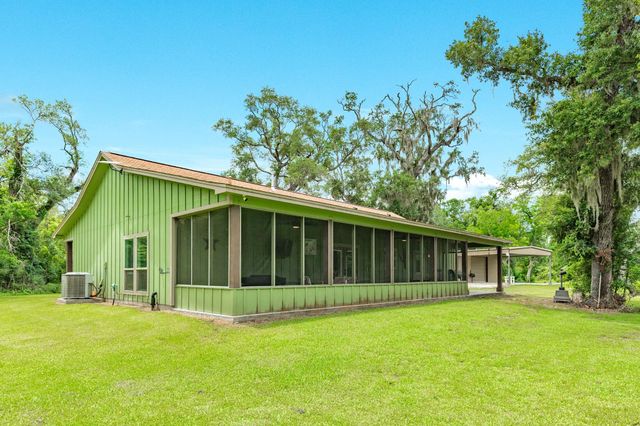 1546 Private Road 648, Cedar Lake, TX 77414