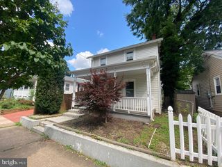 212 FORBES ST, Fredericksburg, VA 22401