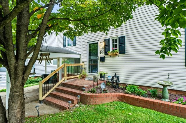 418 Norway Avenue, Huntington, WV 25705