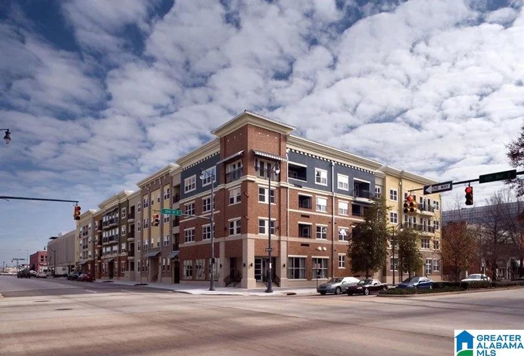 2020 5th Ave S Apt 340, Birmingham, AL 35233