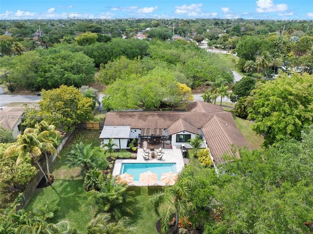 17605 SW 86th Ave, Palmetto Bay, FL 33157