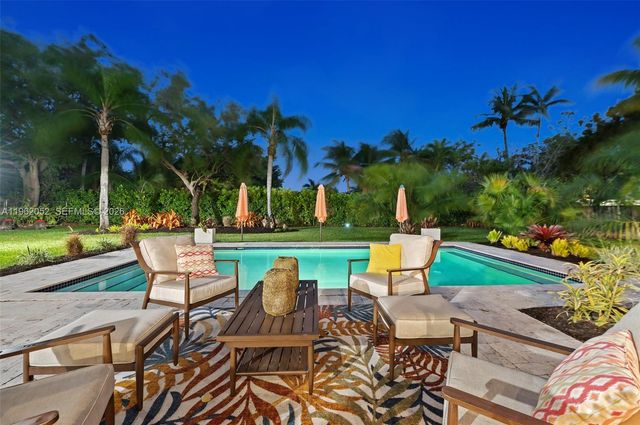 17605 SW 86th Ave, Palmetto Bay, FL 33157