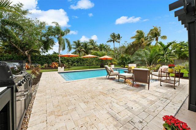 17605 SW 86th Ave, Palmetto Bay, FL 33157