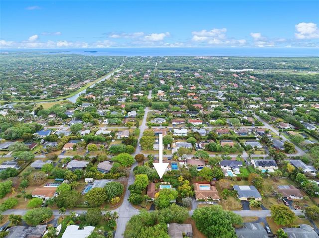 17605 SW 86th Ave, Palmetto Bay, FL 33157