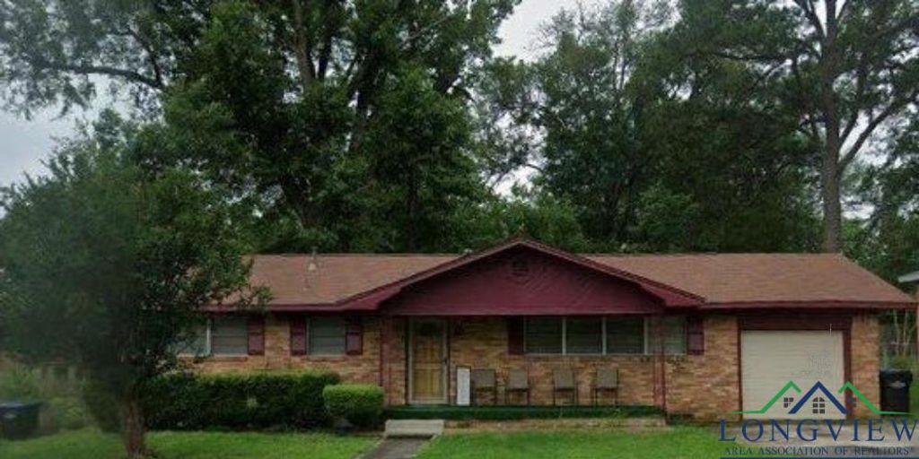 1004 Glencrest, Longview, TX 75601
