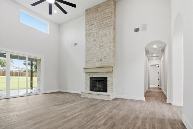 6300 Big Elk Drive, Fort Worth, TX 76140