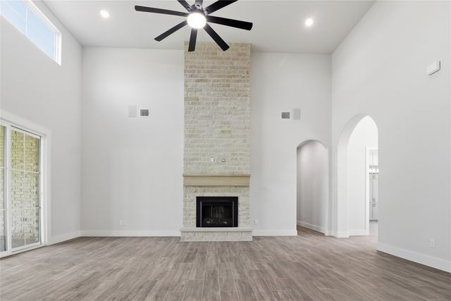 6300 Big Elk Drive, Fort Worth, TX 76140