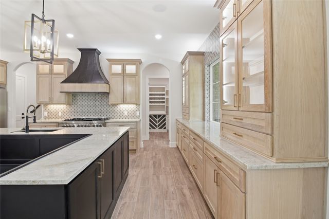 6300 Big Elk Drive, Fort Worth, TX 76140