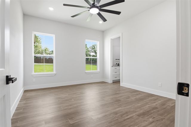 6300 Big Elk Drive, Fort Worth, TX 76140