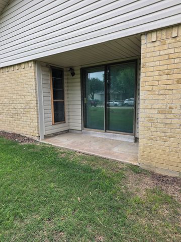 3126 Oak Hill Road, Carrollton, TX 75007