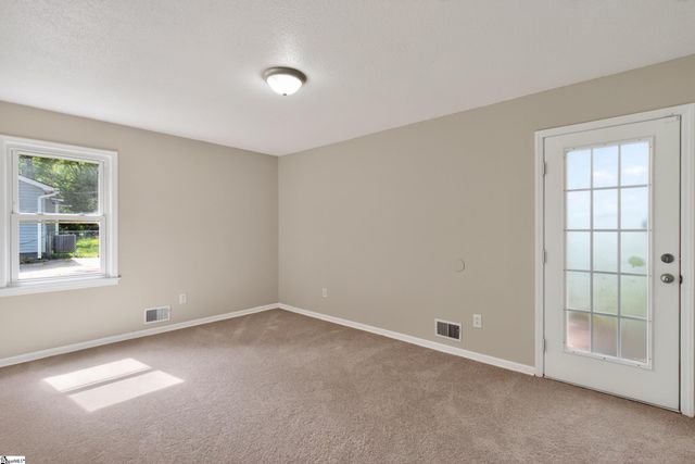 234 Greencreek Drive, Spartanburg, SC 29301