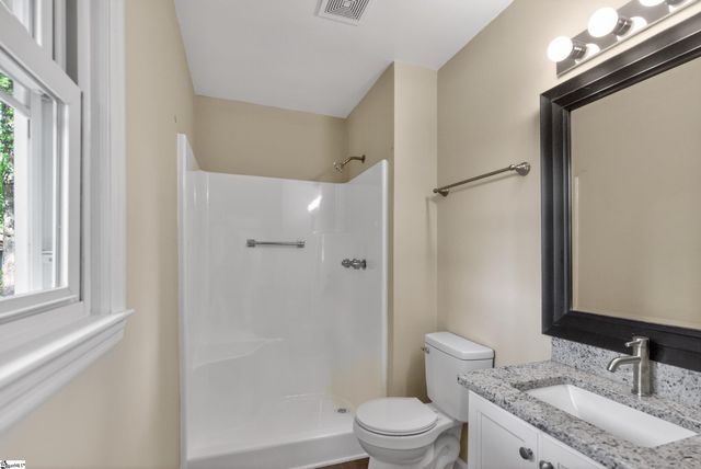 234 Greencreek Drive, Spartanburg, SC 29301