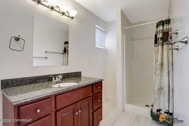 2000 S Togiak Avenue, Wasilla, AK 99654