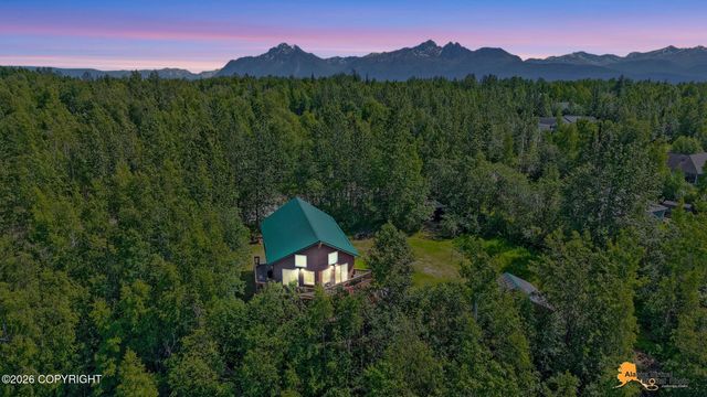 2000 S Togiak Avenue, Wasilla, AK 99654