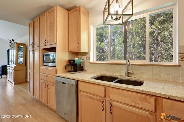 2000 S Togiak Avenue, Wasilla, AK 99654