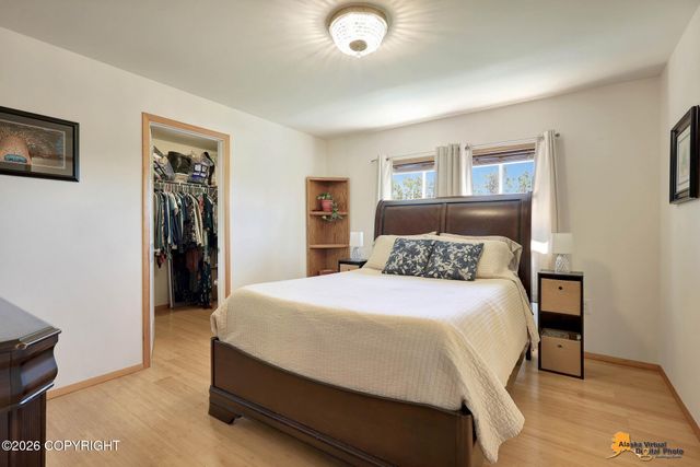 2000 S Togiak Avenue, Wasilla, AK 99654