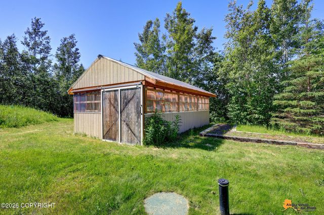 2000 S Togiak Avenue, Wasilla, AK 99654