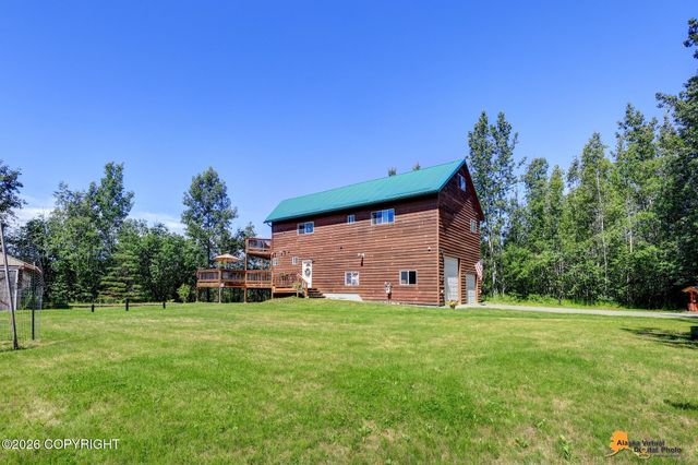 2000 S Togiak Avenue, Wasilla, AK 99654