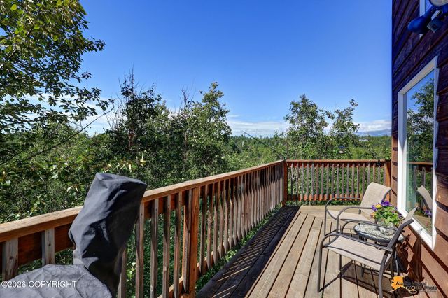 2000 S Togiak Avenue, Wasilla, AK 99654