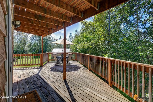 2000 S Togiak Avenue, Wasilla, AK 99654