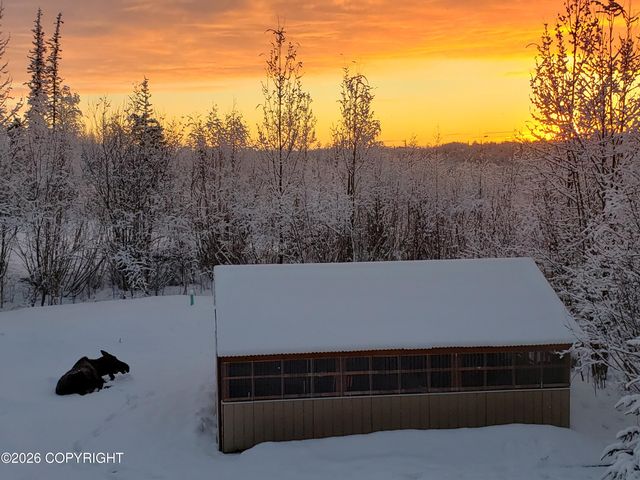 2000 S Togiak Avenue, Wasilla, AK 99654