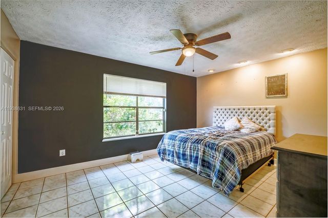 717 SW Aster Rd, Port St. Lucie, FL 34953