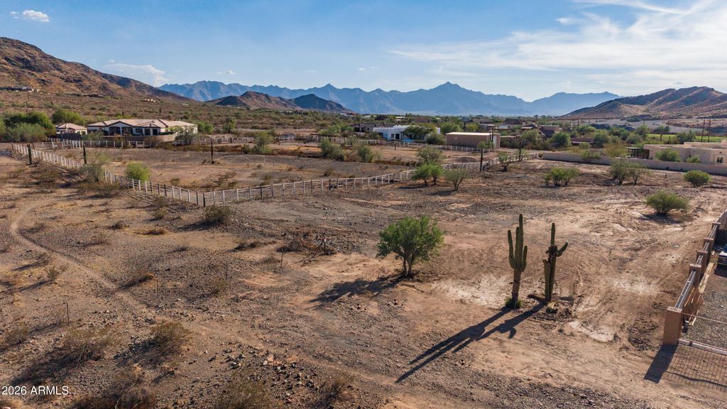10615 S 33RD Drive -, Laveen, AZ 85339 — exterior